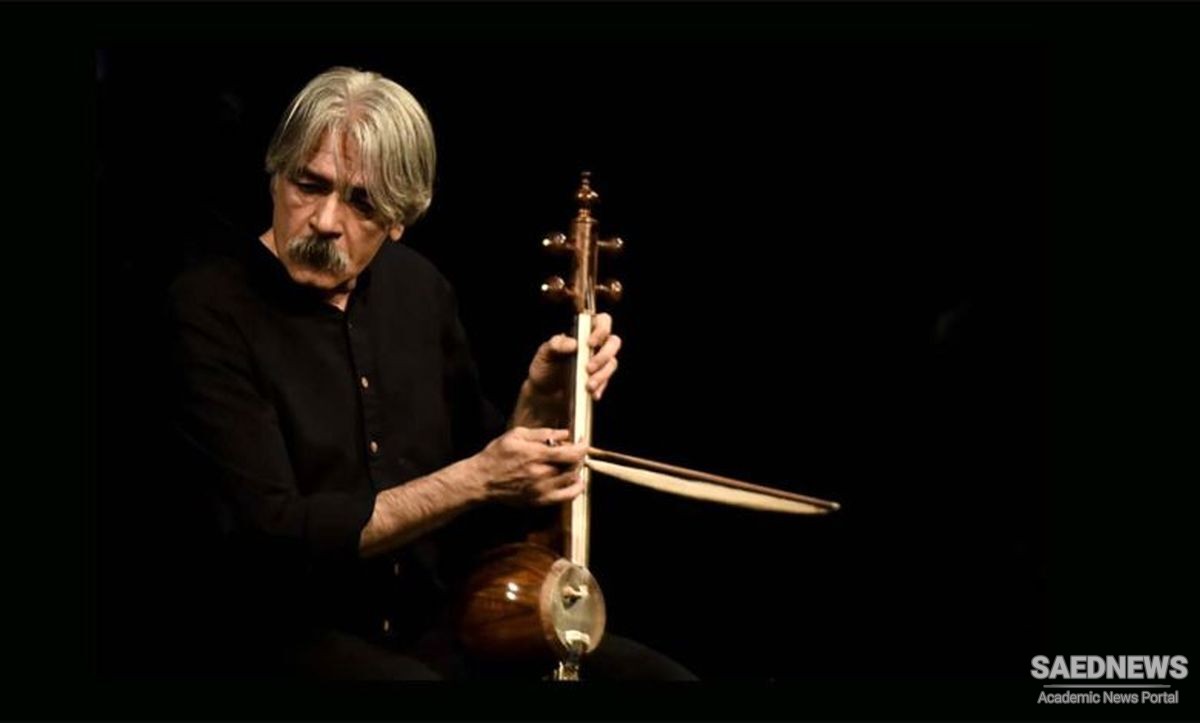 Keyhan Kalhor Performs with a Western Orchestra
