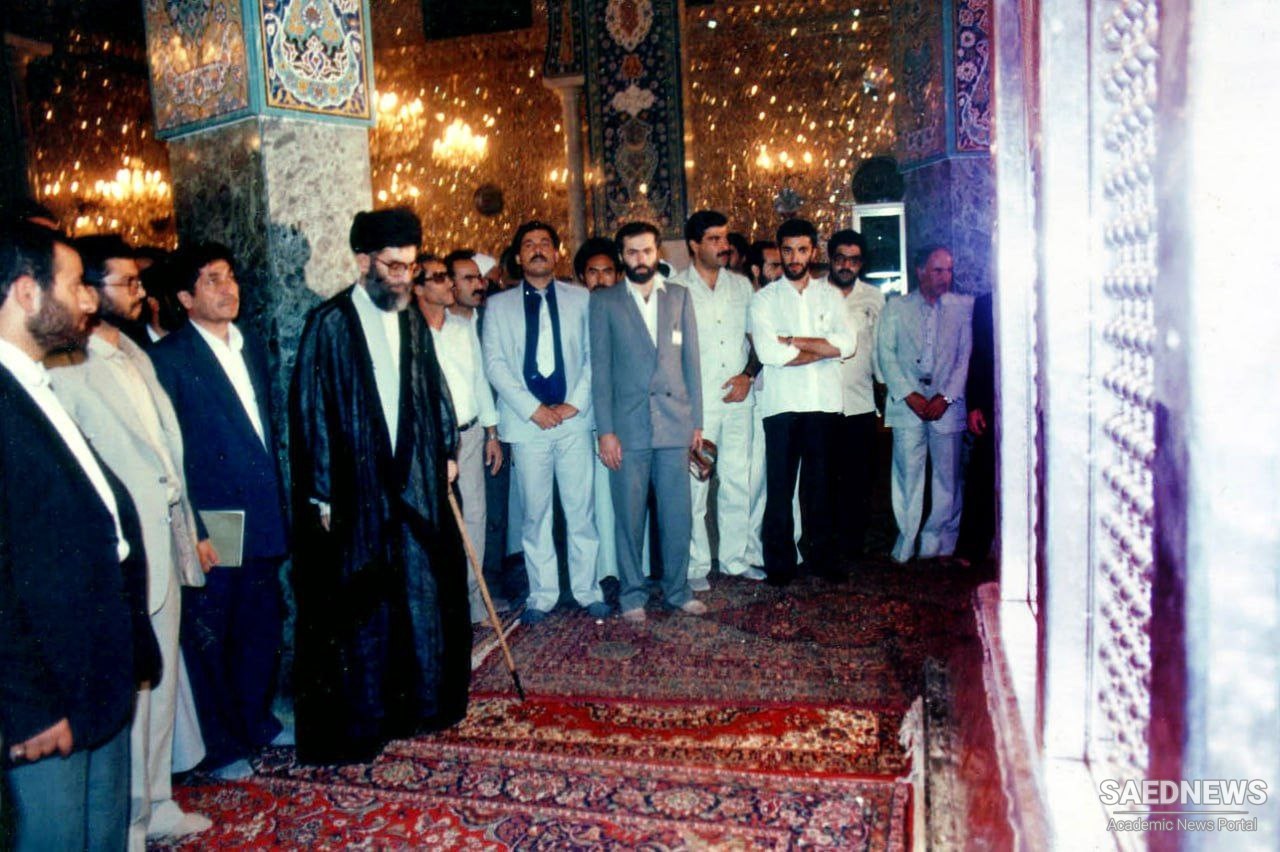 Ayatollah Khamenei's Historical Visit of Her Majesty Zeynab Shrine in Syria