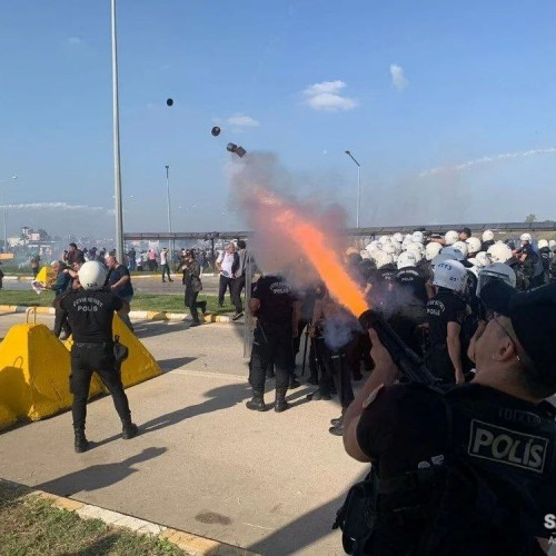 Turkish Protesters Attack US Military's Base in İncirlik